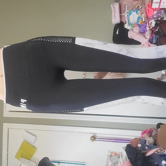 Marble VS PINK workout leggings - Picture 2 of 4